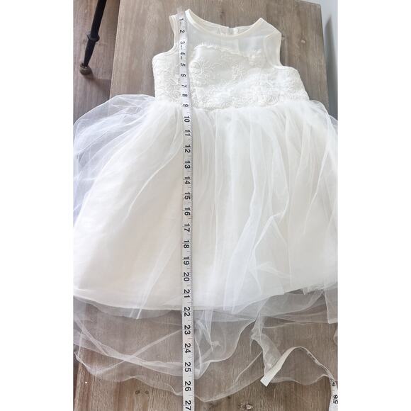 Elegant David's Bridal Flower Girl Corded Lace & Tulle Dress White girls sz 3 - Picture 8 of 8